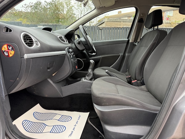 Used Renault Clio 2009 for sale - 76194598: Photo 20