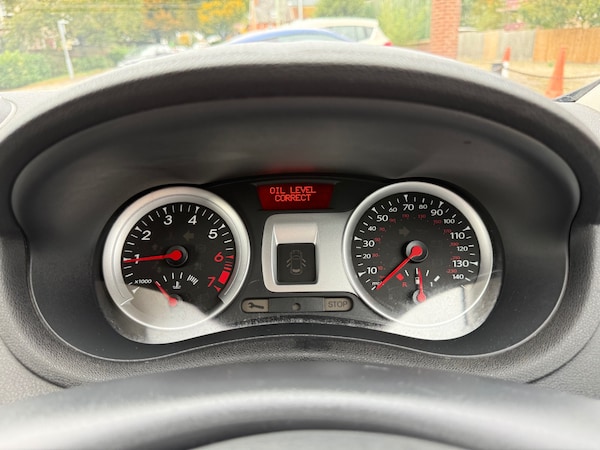 Used Renault Clio 2009 for sale - 76194598: Photo 26