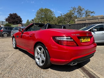 Used Mercedes-Benz SLK 2015 for sale - 75546111: Photo