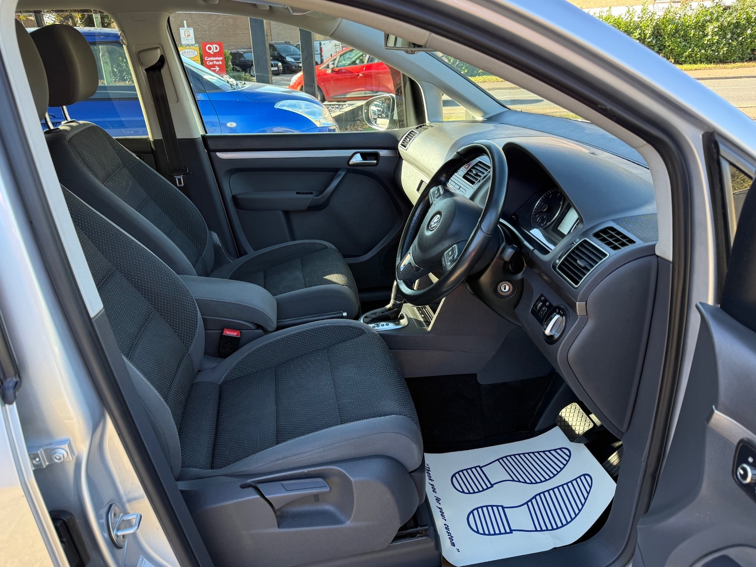 Used Volkswagen Touran 2012 for sale - 76364975: Photo 13