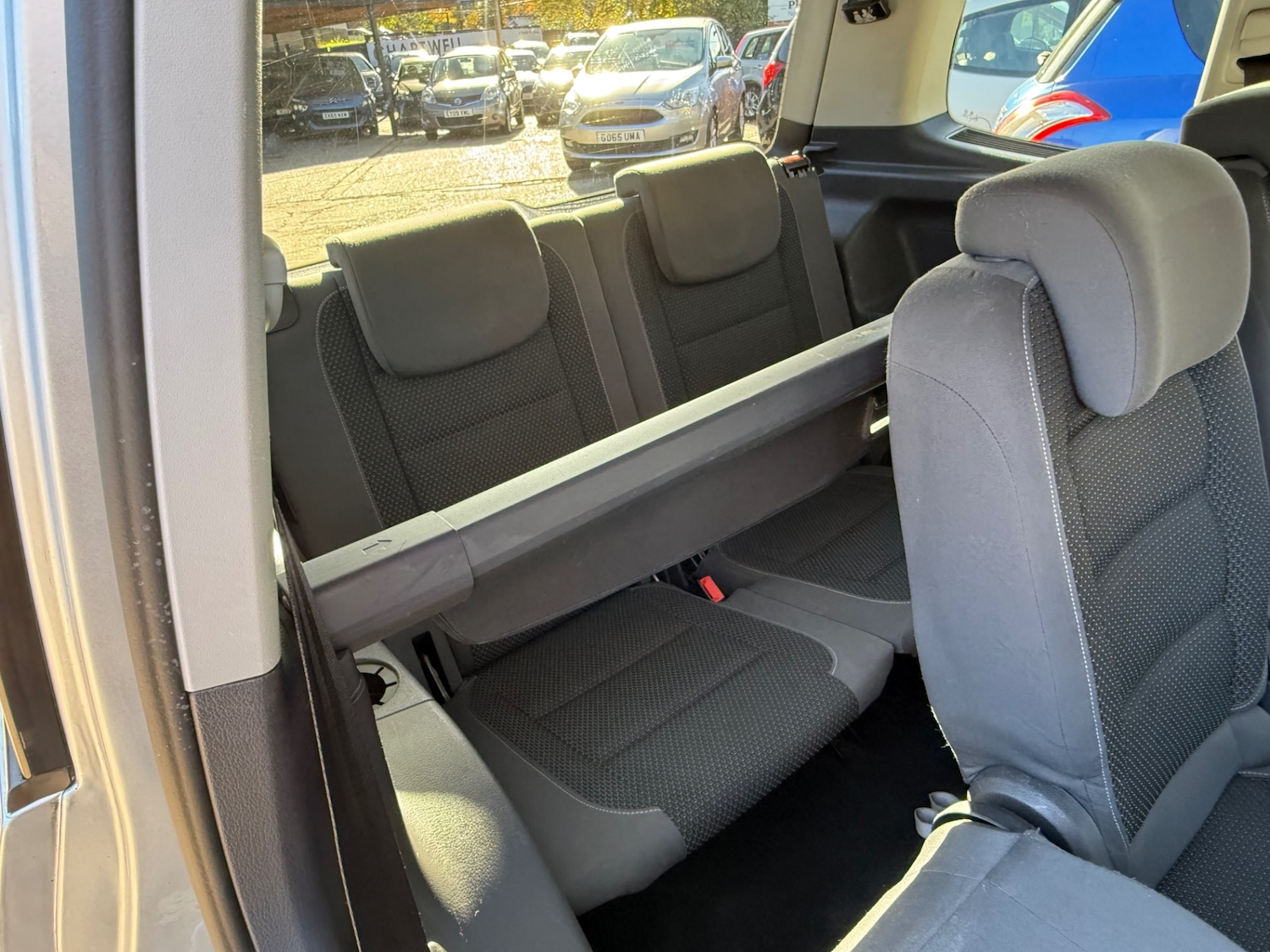 Used Volkswagen Touran 2012 for sale - 76364975: Photo 17