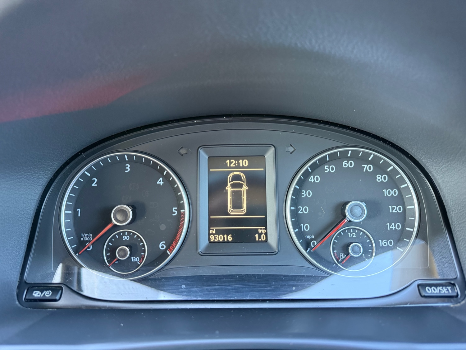 Used Volkswagen Touran 2012 for sale - 76364975: Photo 33