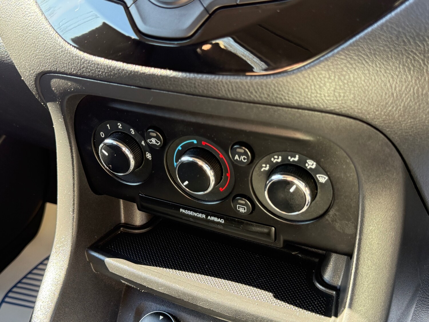 Used Ford Ka+ 2017 for sale - 78162096: Photo 39