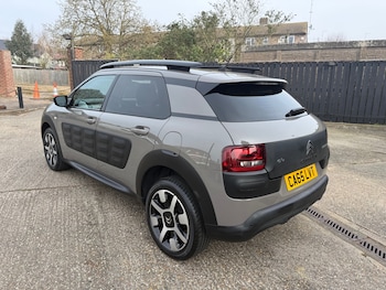 Used Citroen C4 Cactus 2016 for sale - 77983774: Photo