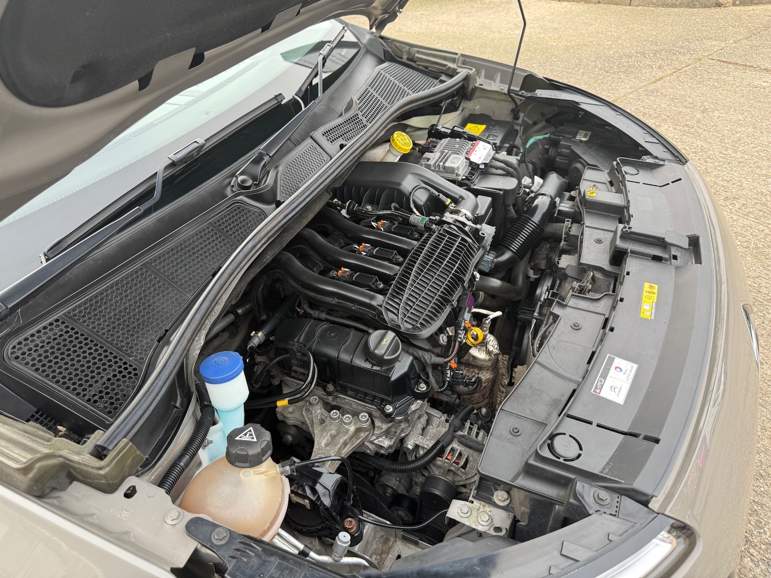 Used Citroen C4 Cactus 2016 for sale - 77983774: Photo 54