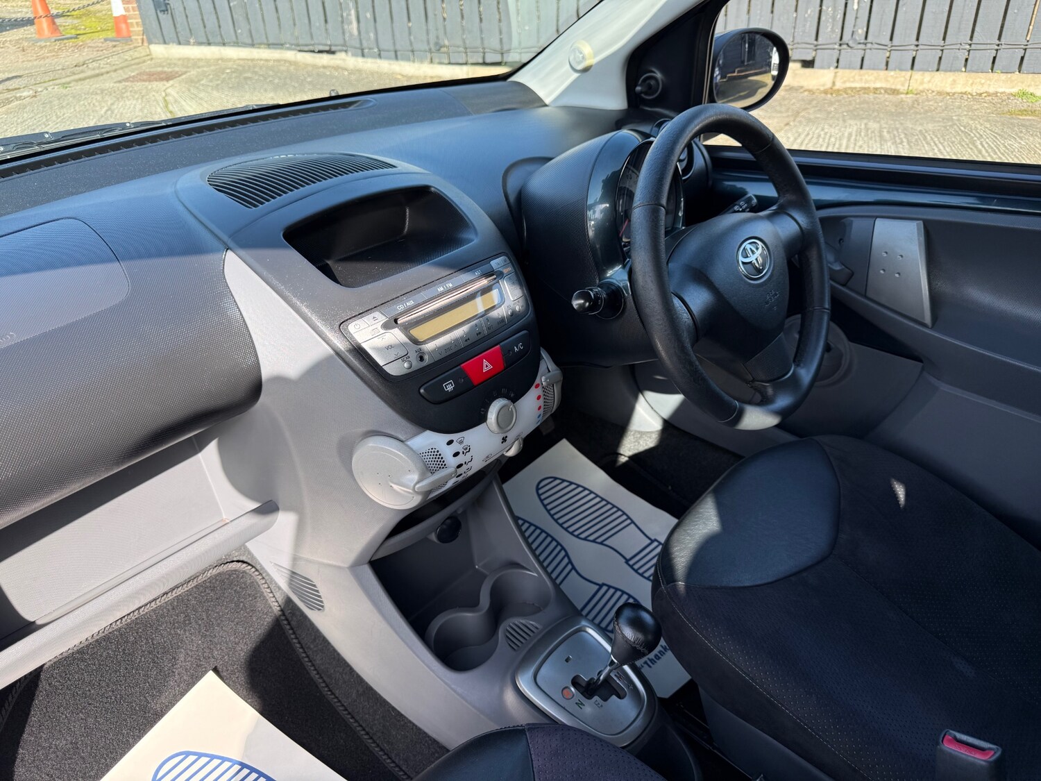 Used Toyota AYGO 2011 for sale - 77669192: Photo 20