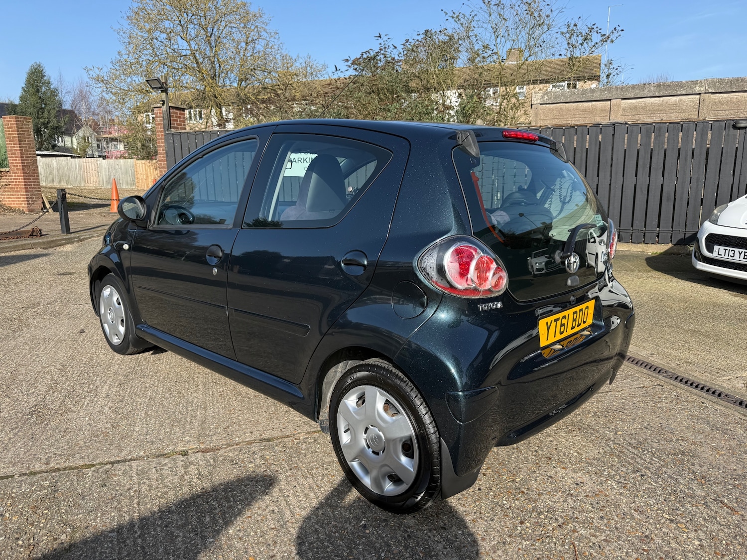 Used Toyota AYGO 2011 for sale - 77669192: Photo 4