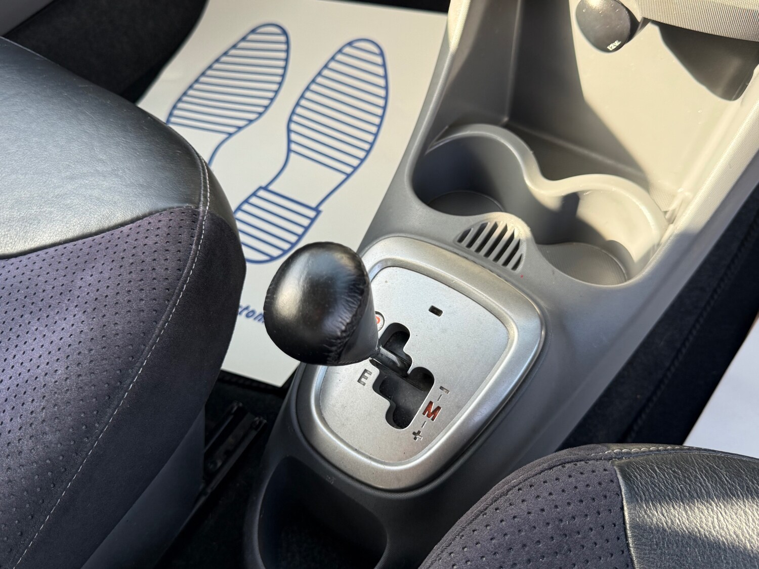 Used Toyota AYGO 2011 for sale - 77669192: Photo 42