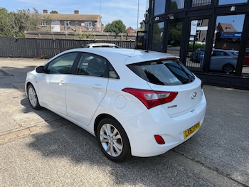 Used Hyundai i30 2013 for sale - 79139996: Photo