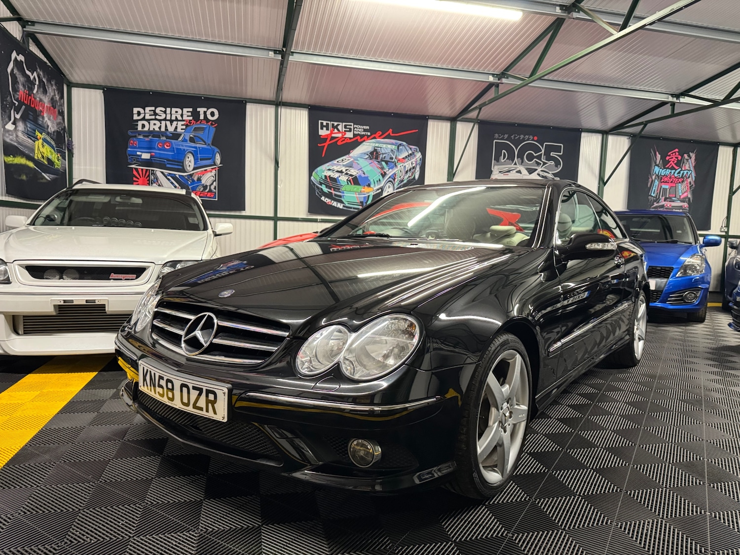Used Mercedes-Benz CLK 2008 for sale - 76911409: Photo 32