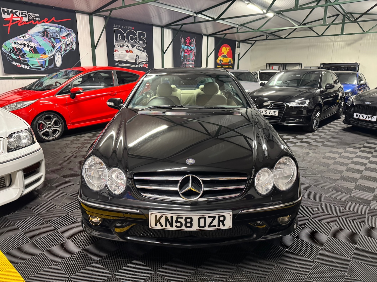 Used Mercedes-Benz CLK 2008 for sale - 76911409: Photo 9