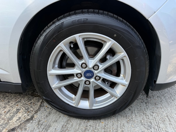 Used Ford C-Max 2016 for sale - 75498801: Photo 27