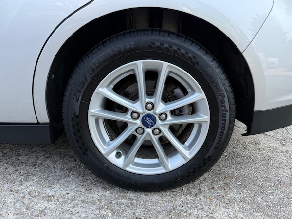 Used Ford C-Max 2016 for sale - 75498801: Photo 29