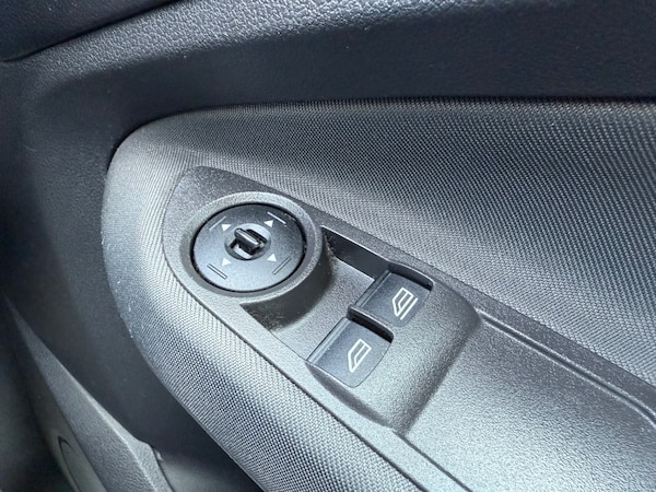 Used Ford C-Max 2016 for sale - 75498801: Photo 39