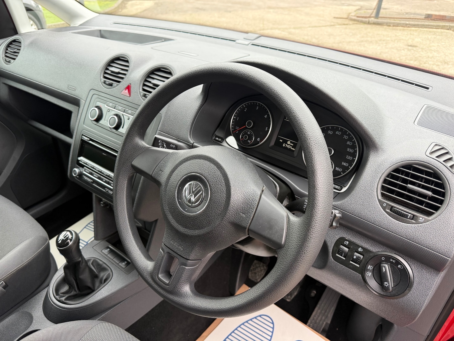 Used Volkswagen Caddy Maxi Life 2015 for sale - 77676231: Photo 11