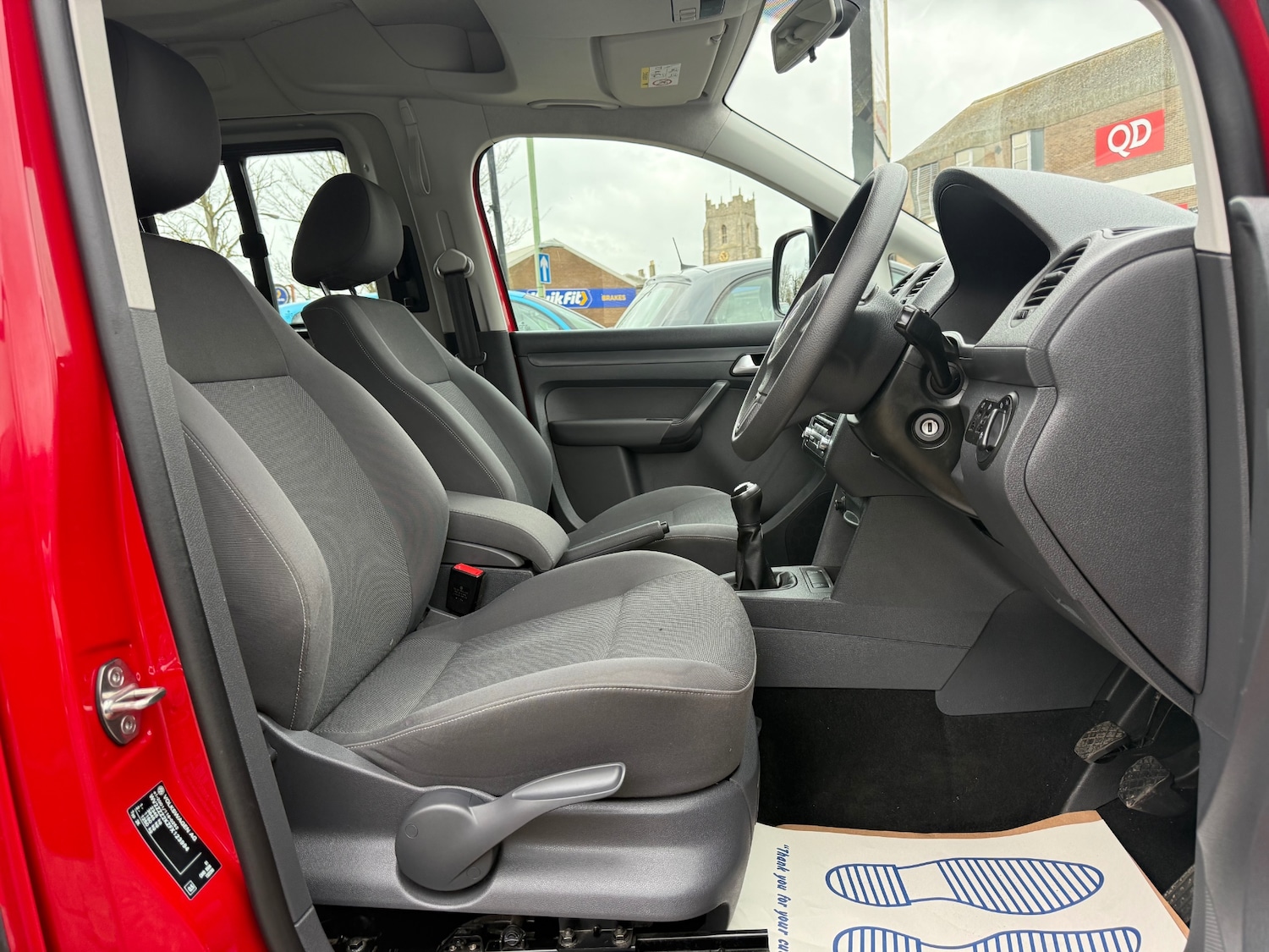 Used Volkswagen Caddy Maxi Life 2015 for sale - 77676231: Photo 14