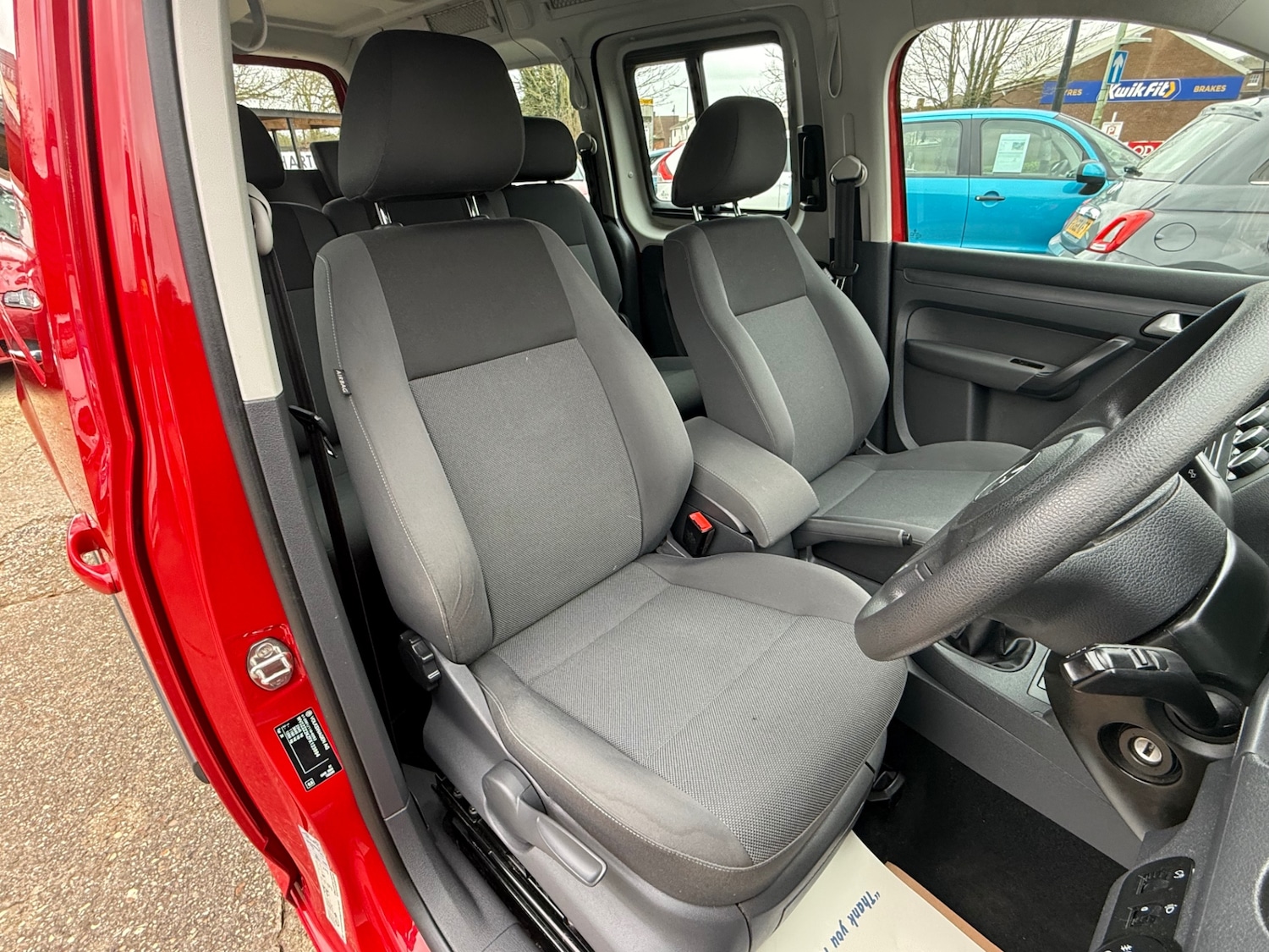 Used Volkswagen Caddy Maxi Life 2015 for sale - 77676231: Photo 15