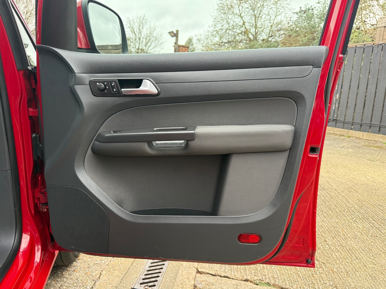 Used Volkswagen Caddy Maxi Life 2015 for sale - 77676231: Photo 16