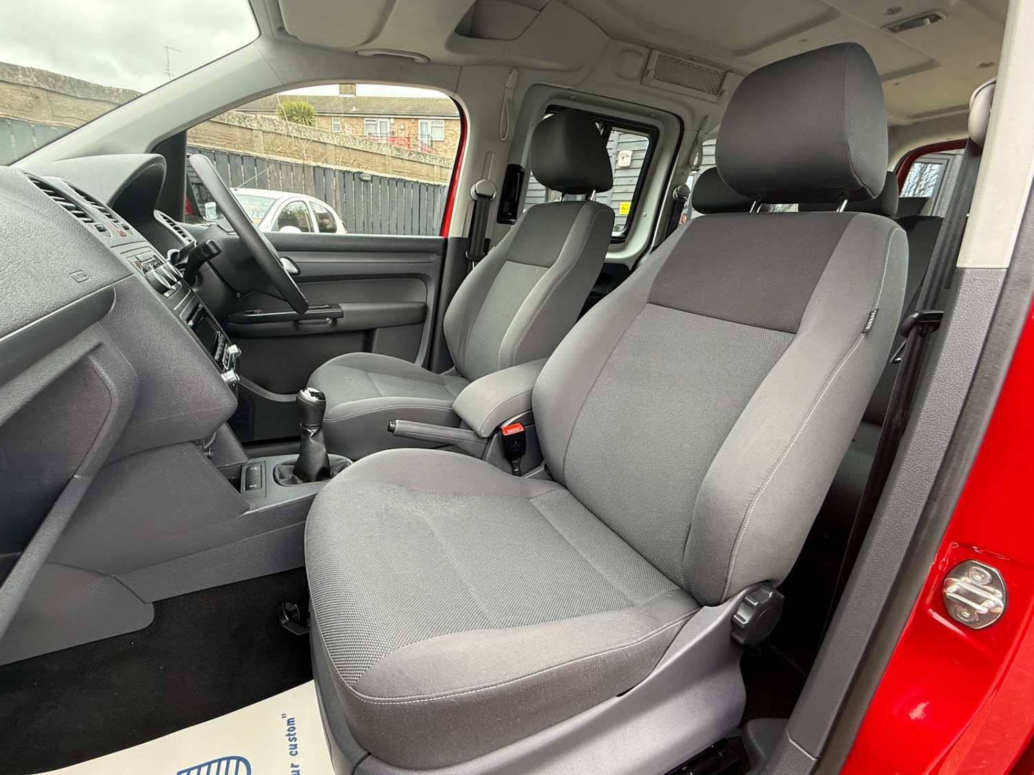 Used Volkswagen Caddy Maxi Life 2015 for sale - 77676231: Photo 27