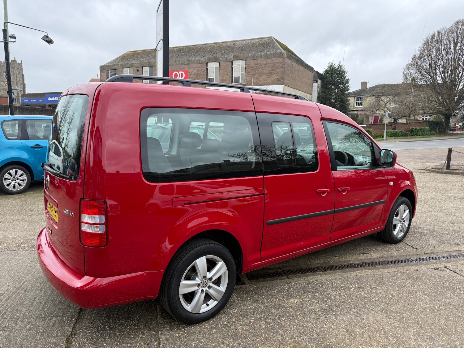 Used Volkswagen Caddy Maxi Life 2015 for sale - 77676231: Photo 5