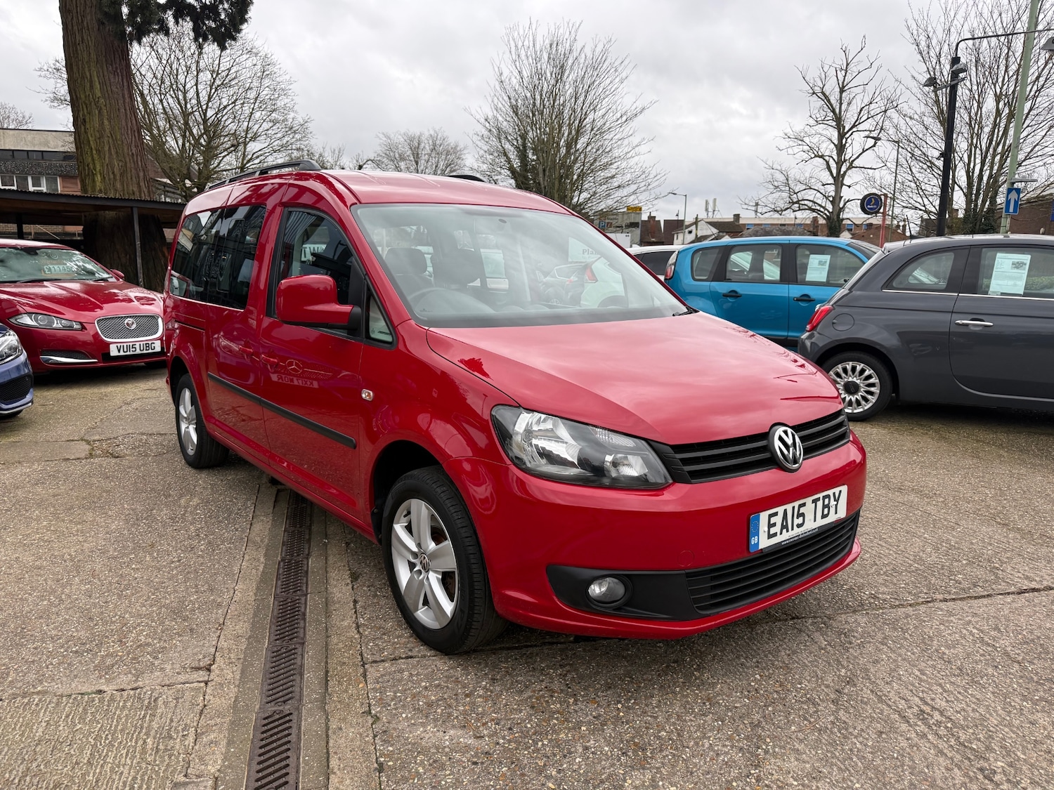 Used Volkswagen Caddy Maxi Life 2015 for sale - 77676231: Photo 6