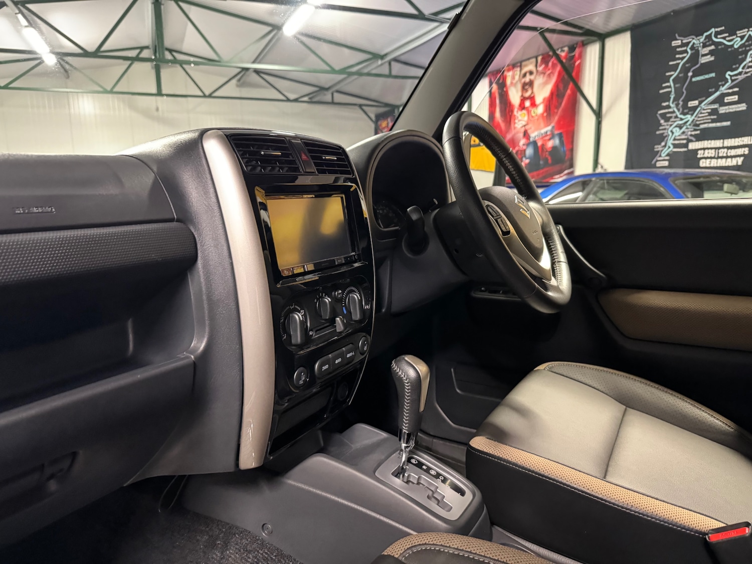 Used Suzuki Jimny 2015 for sale - 76770297: Photo 76