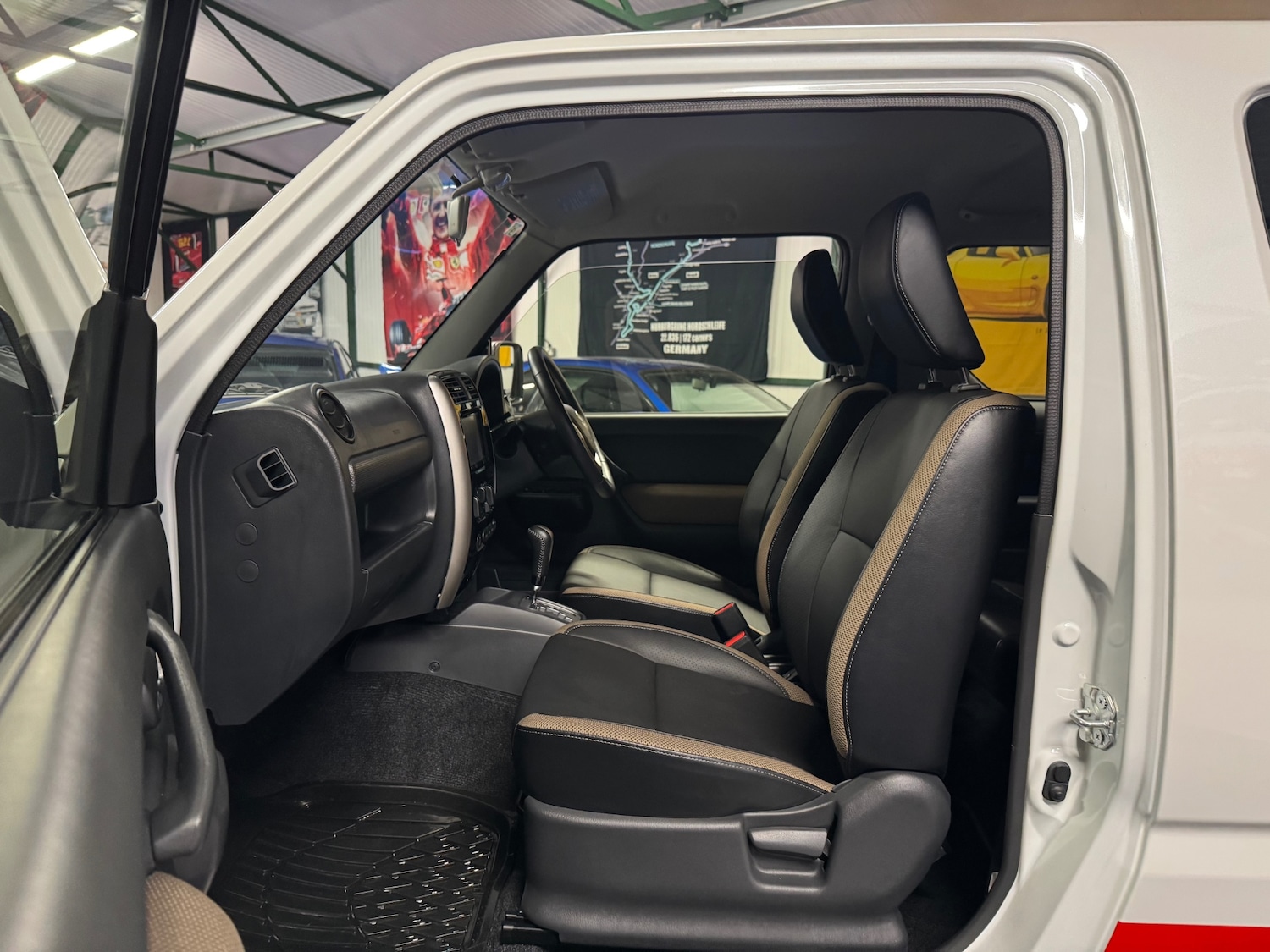 Used Suzuki Jimny 2015 for sale - 76770297: Photo 77