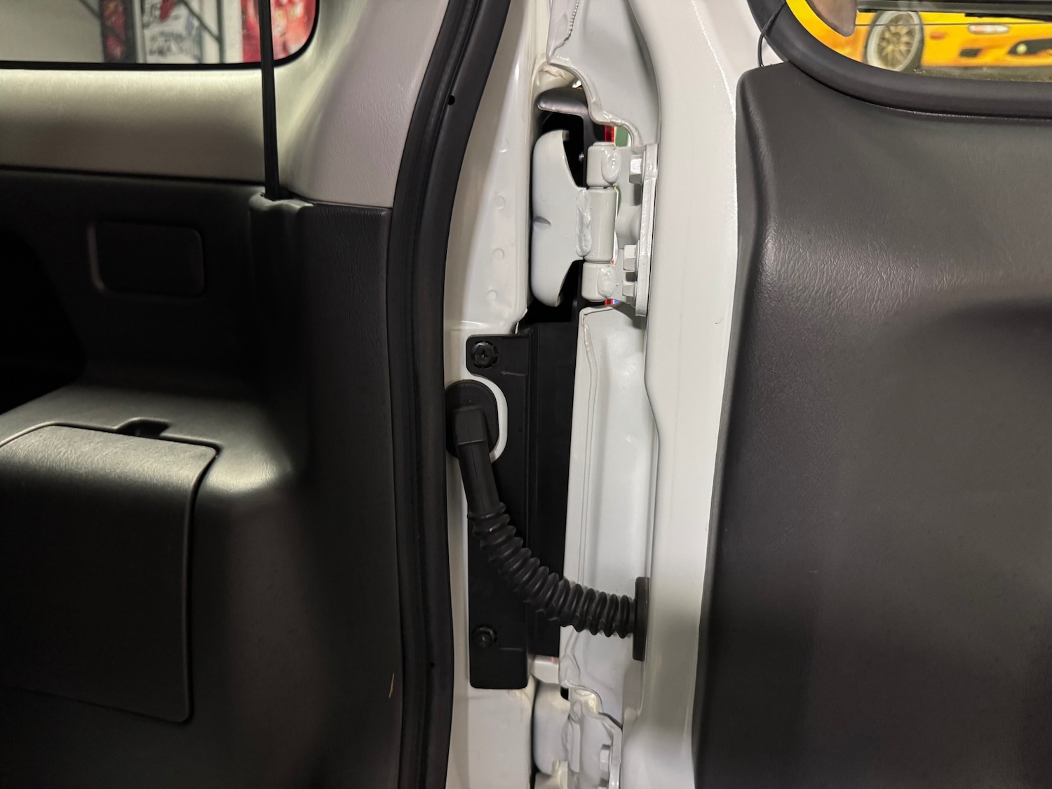 Used Suzuki Jimny 2015 for sale - 76770297: Photo 88