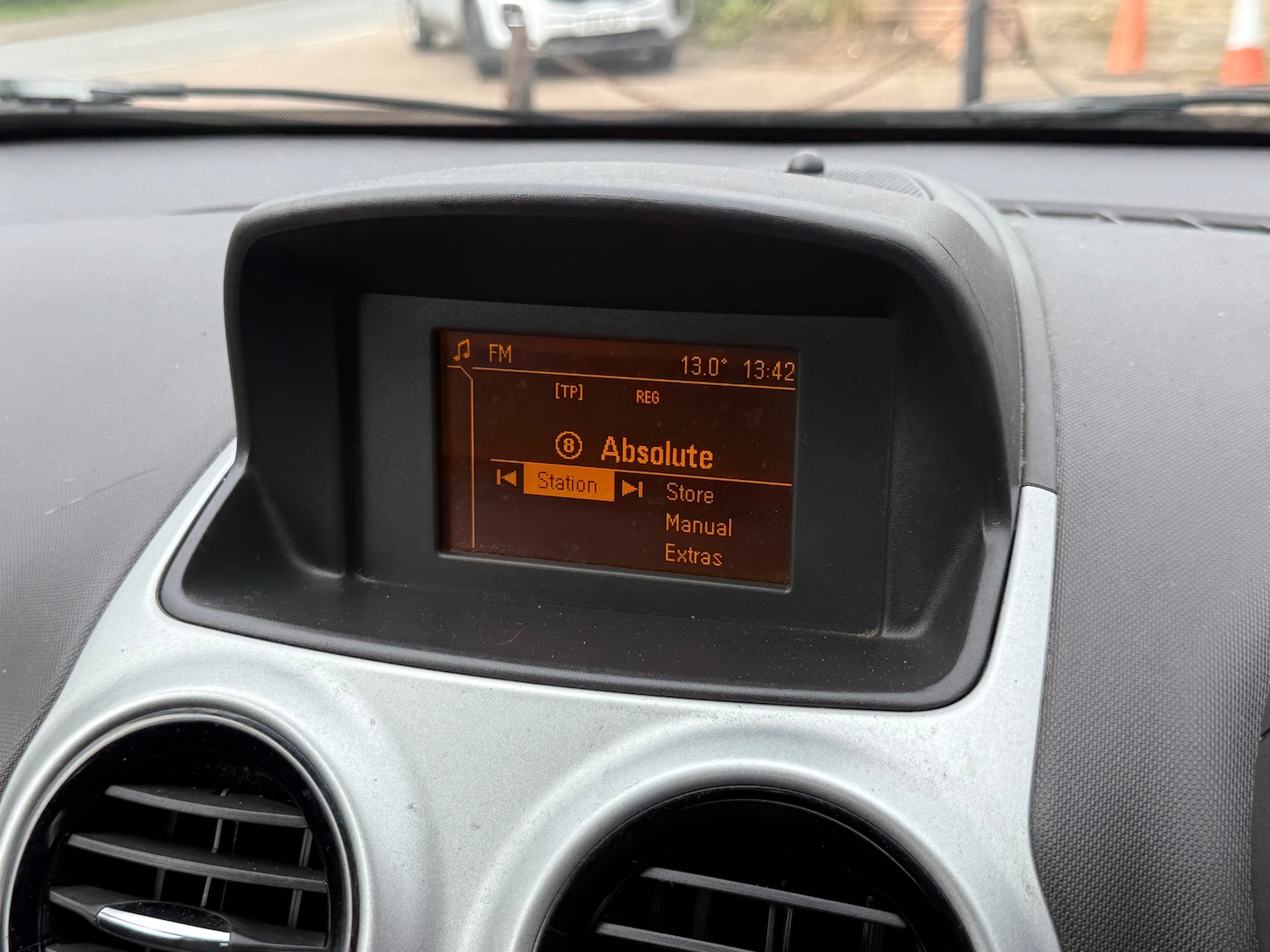 Used Vauxhall Corsa 2013 for sale - 77872196: Photo 33