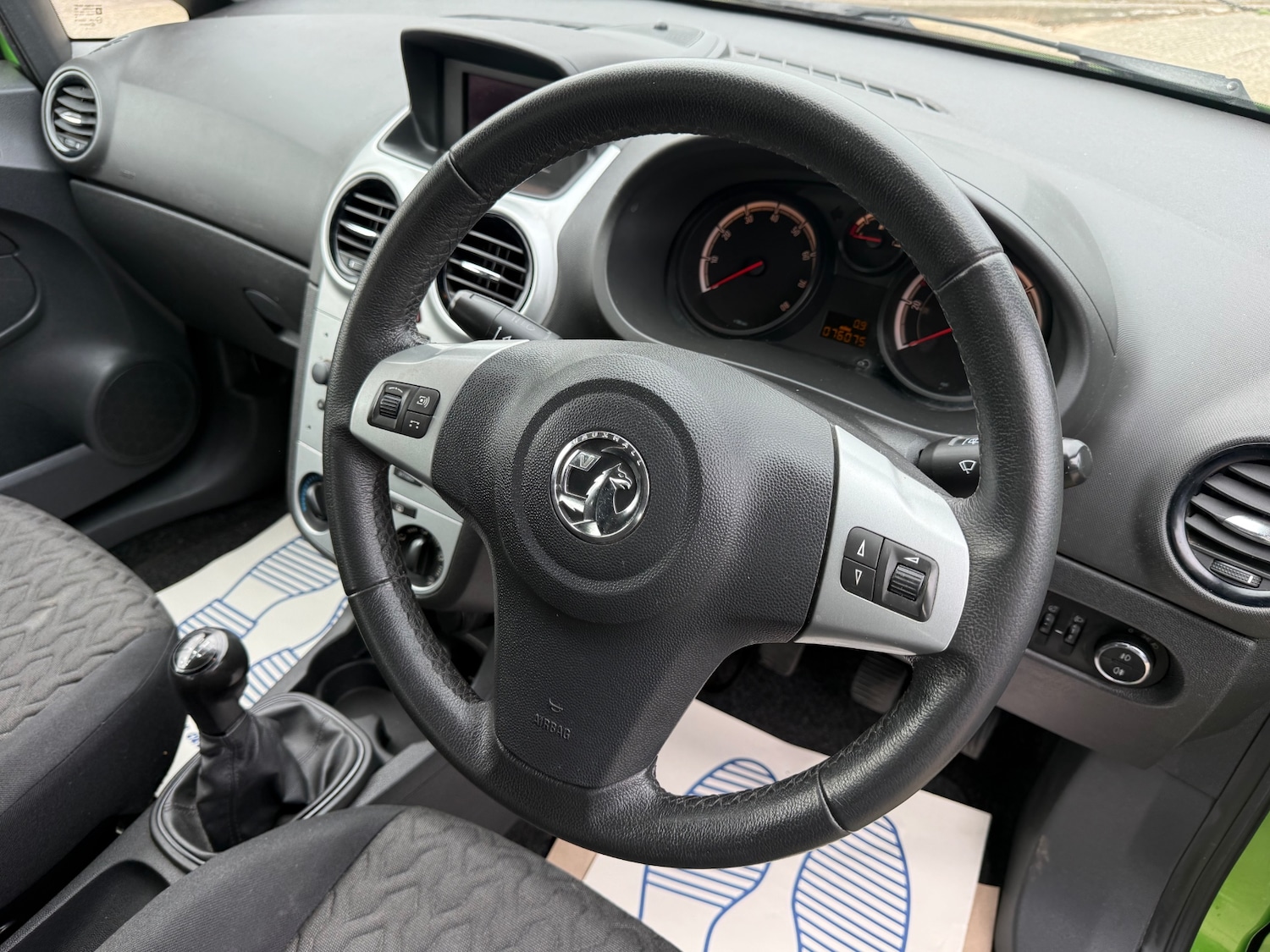 Used Vauxhall Corsa 2013 for sale - 77872196: Photo 7