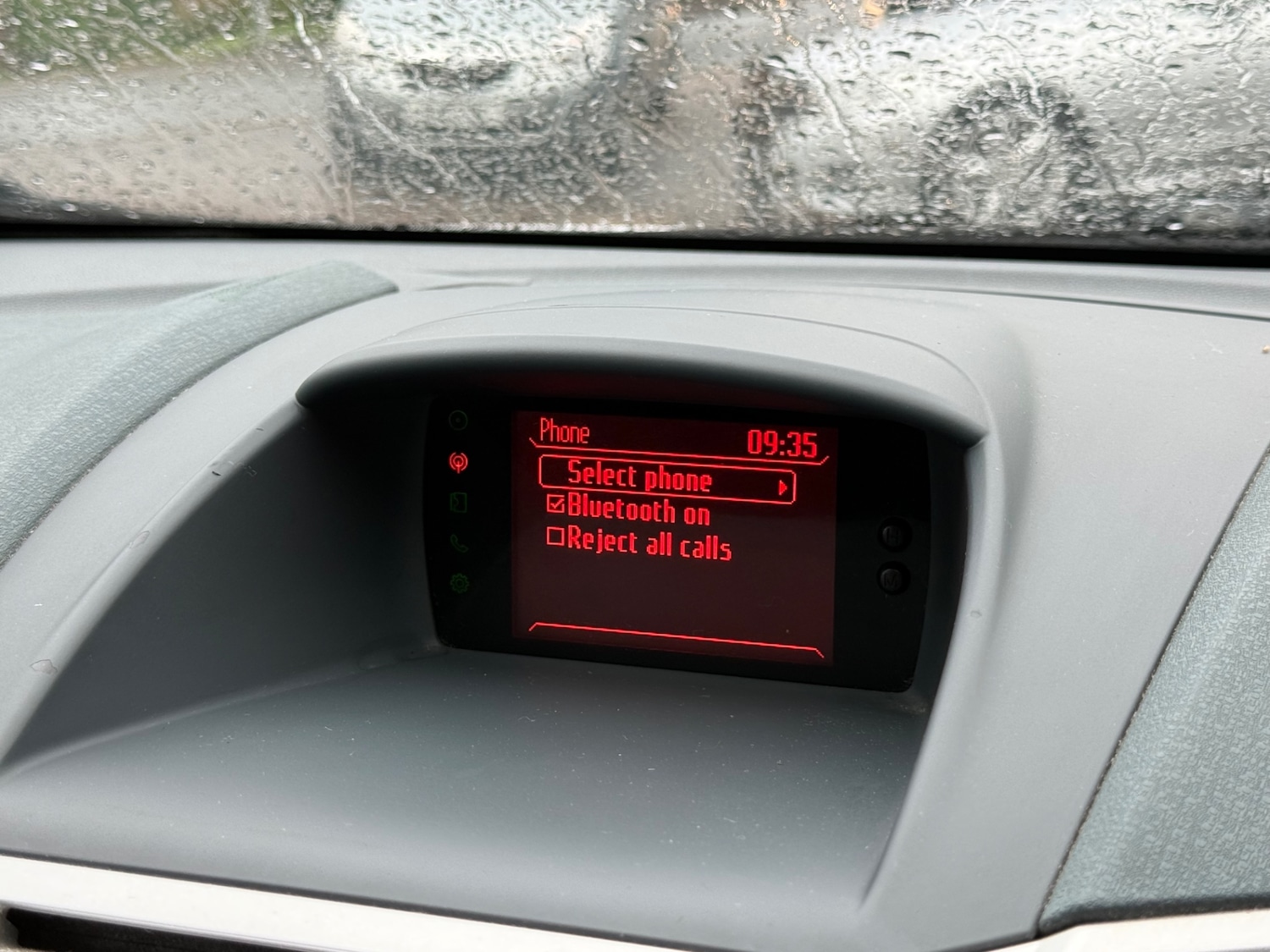 Used Ford Fiesta 2011 for sale - 76748391: Photo 25