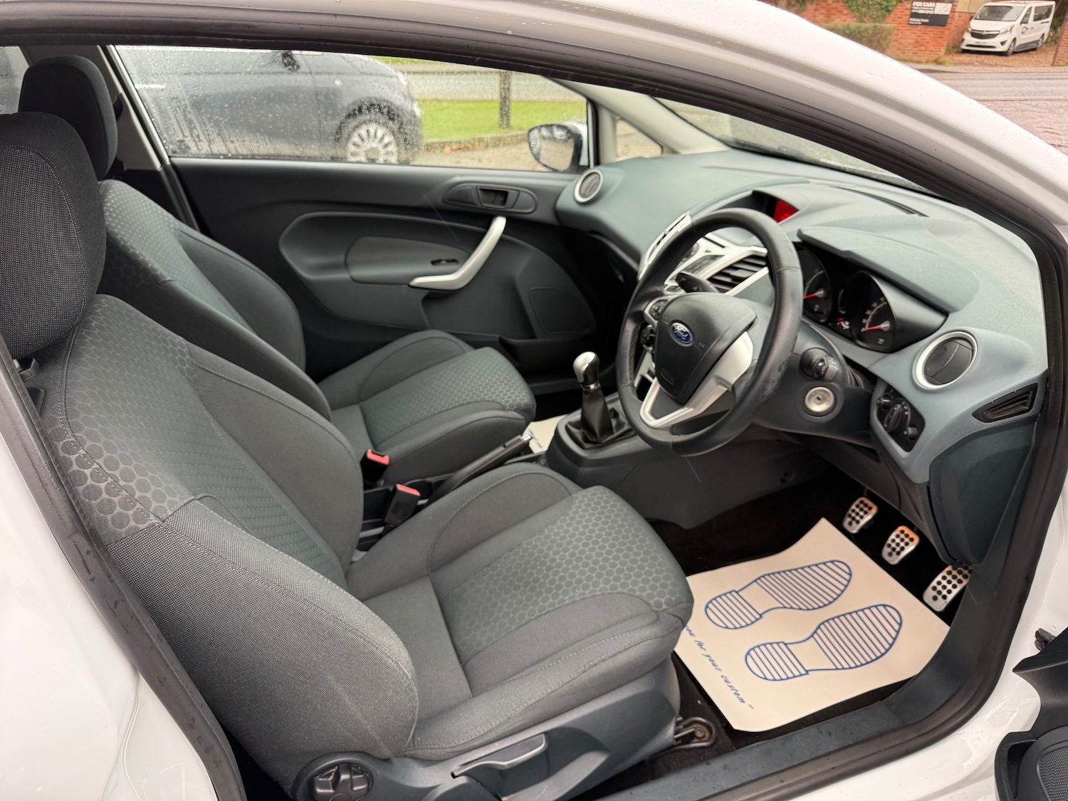 Used Ford Fiesta 2011 for sale - 76748391: Photo 8