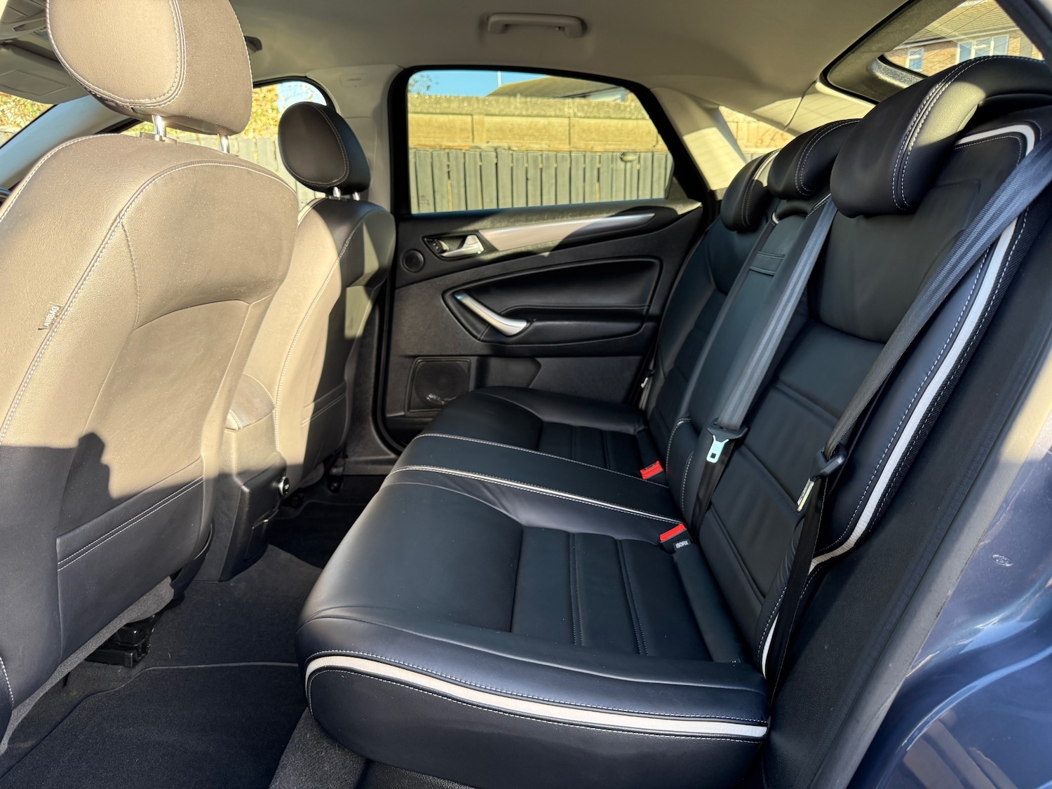 Used Ford Mondeo 2012 for sale - 76945950: Photo 26