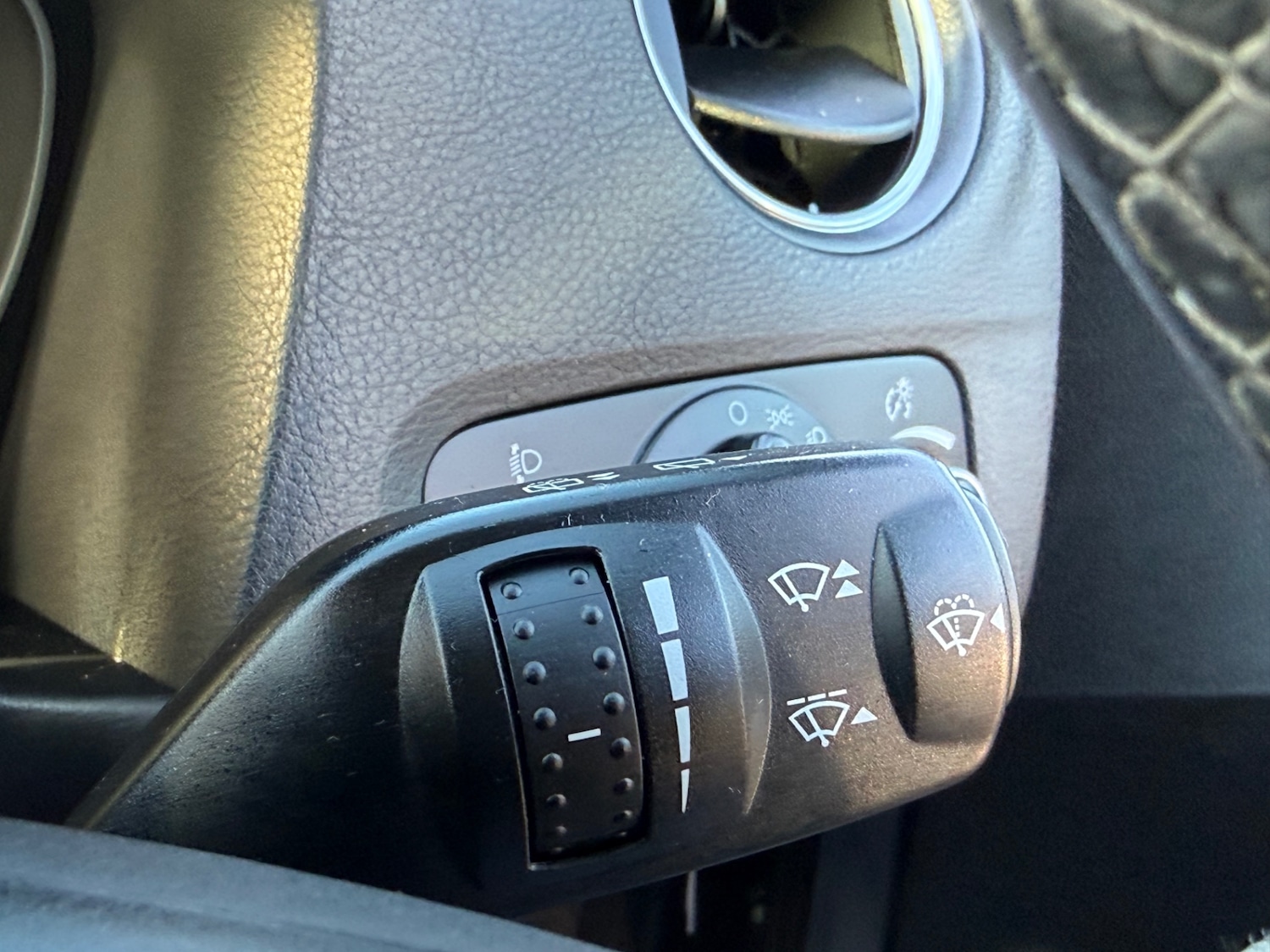 Used Ford Mondeo 2012 for sale - 76945950: Photo 42