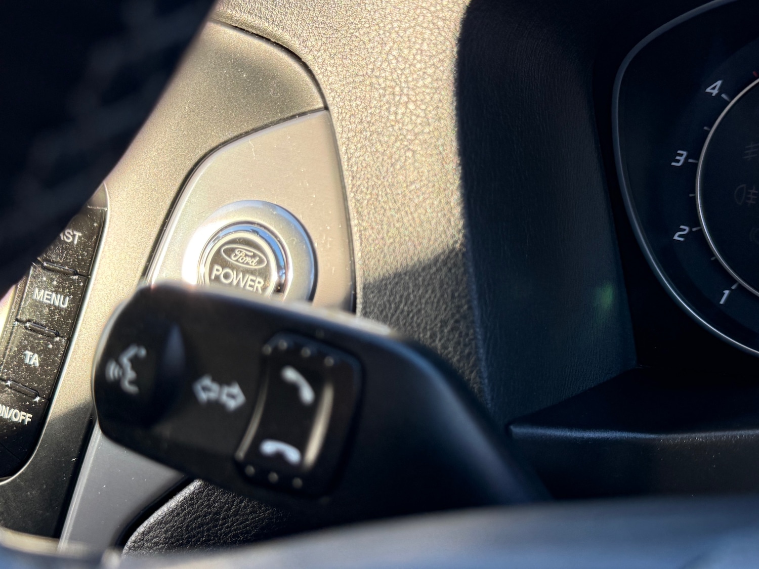 Used Ford Mondeo 2012 for sale - 76945950: Photo 43