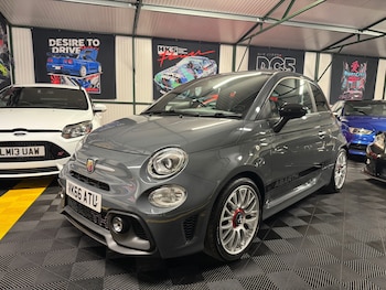 Used Abarth 595 2016 for sale - 76498409: Photo