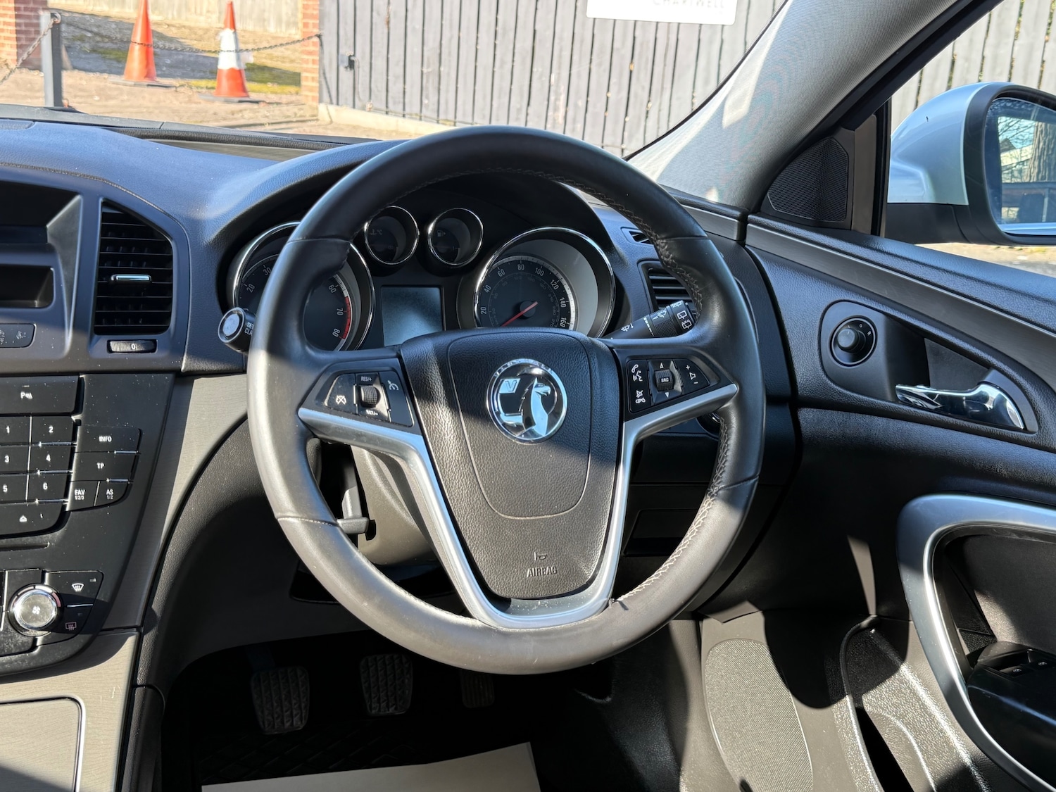 Used Vauxhall Insignia 2009 for sale - 77742464: Photo 36