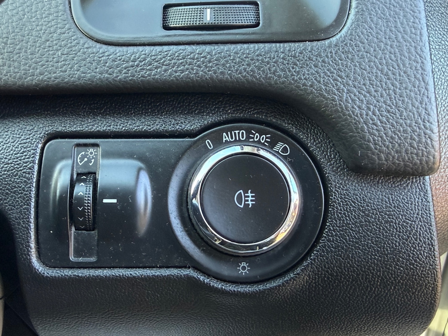 Used Vauxhall Insignia 2009 for sale - 77742464: Photo 44