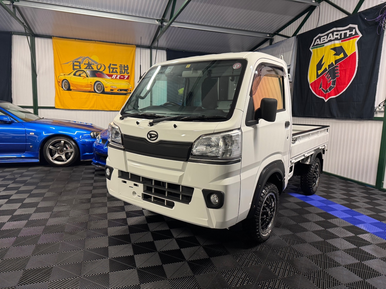 Used Daihatsu Hijet 2015 for sale - 76886067: Photo 3