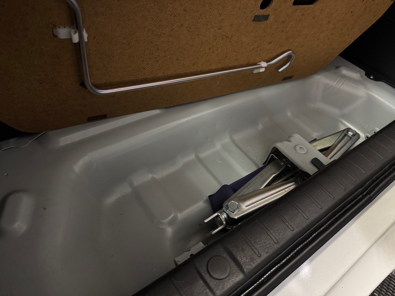 Used Suzuki Jimny 2015 for sale - 76726161: Photo 19