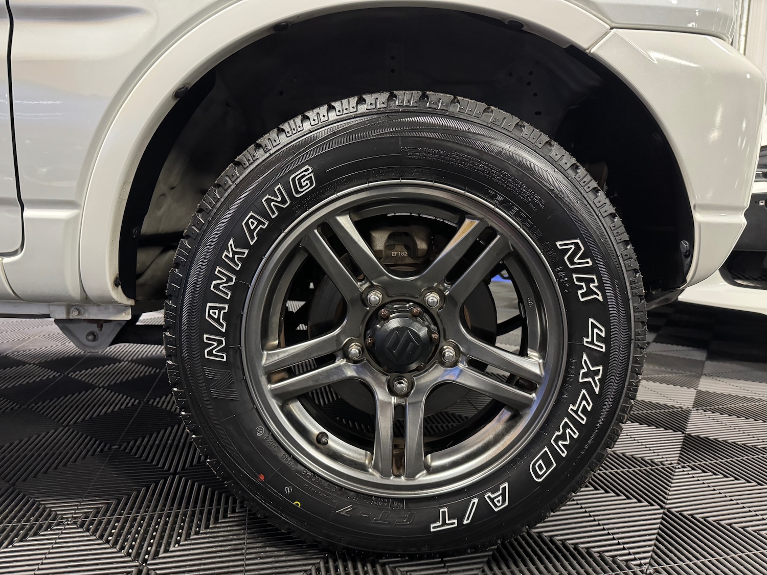 Used Suzuki Jimny 2015 for sale - 76726161: Photo 24