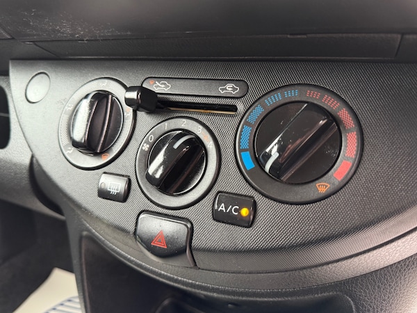 Used Nissan Note 2009 for sale - 76275213: Photo 39