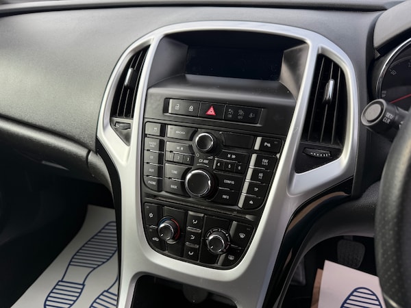 Used Vauxhall Astra 2014 for sale - 76207623: Photo 19