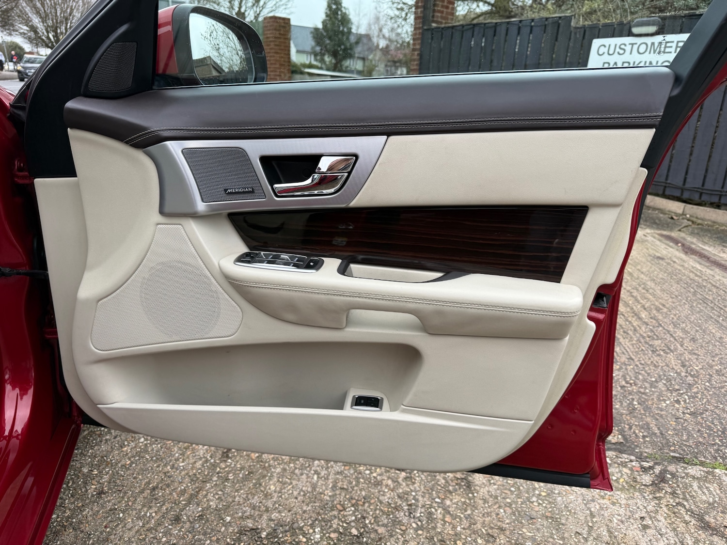 Used Jaguar XF 2015 for sale - 77543803: Photo 17