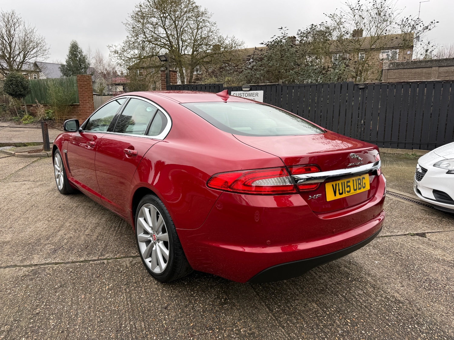 Used Jaguar XF 2015 for sale - 77543803: Photo 4