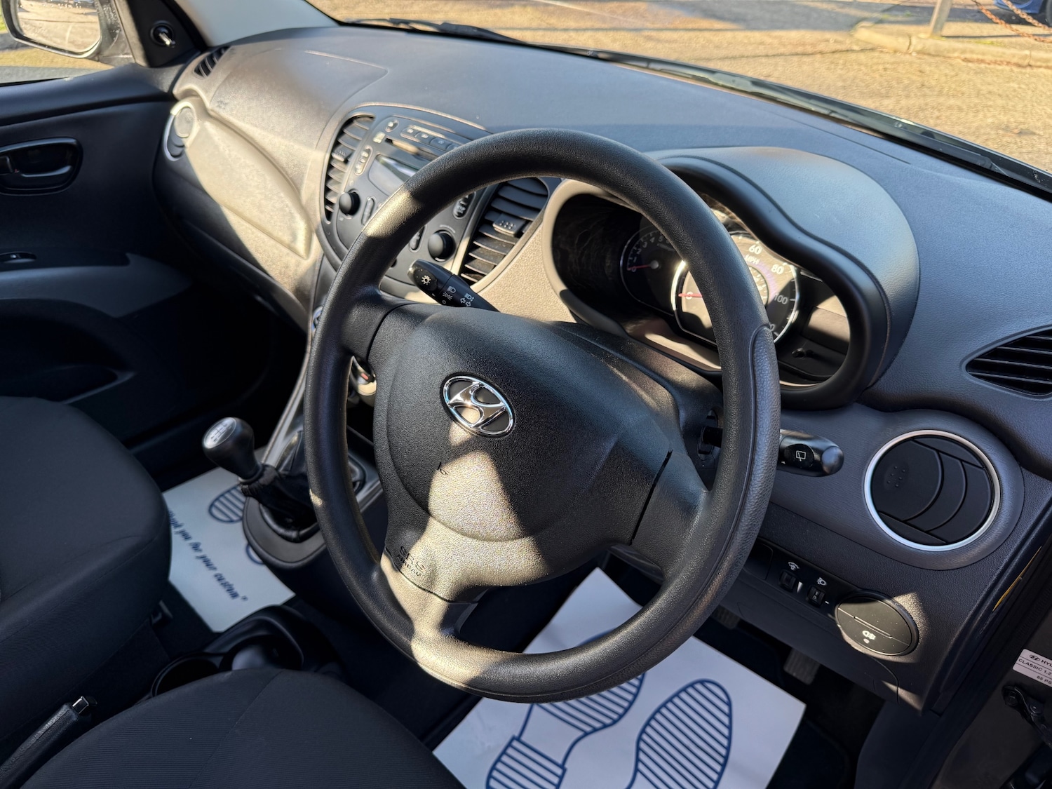 Used Hyundai i10 2012 for sale - 76932213: Photo 10