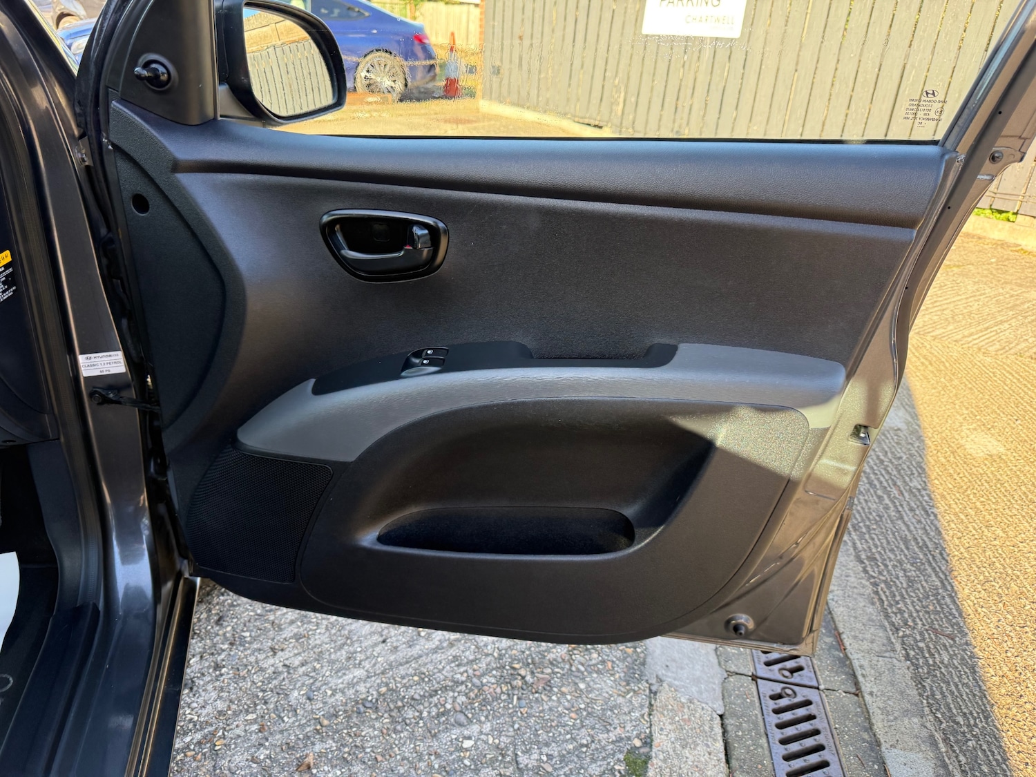 Used Hyundai i10 2012 for sale - 76932213: Photo 12