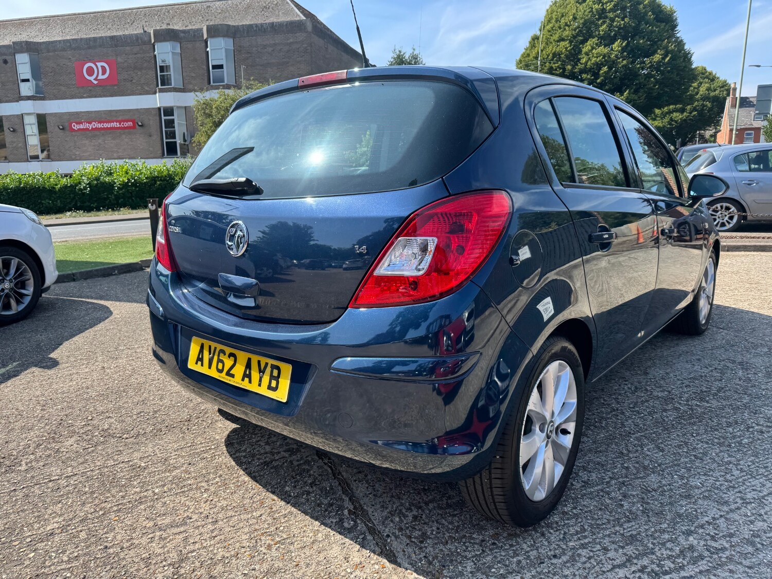 Vehicle 29