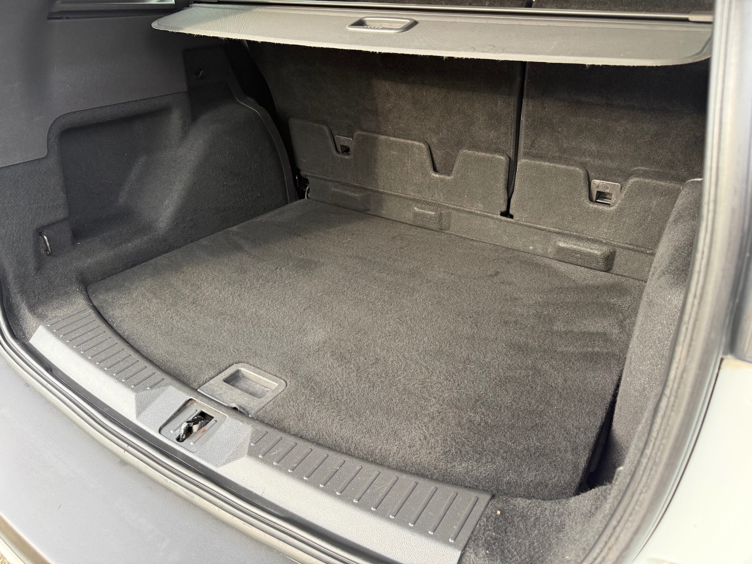 Used Ford Kuga 2015 for sale - 76958617: Photo 31