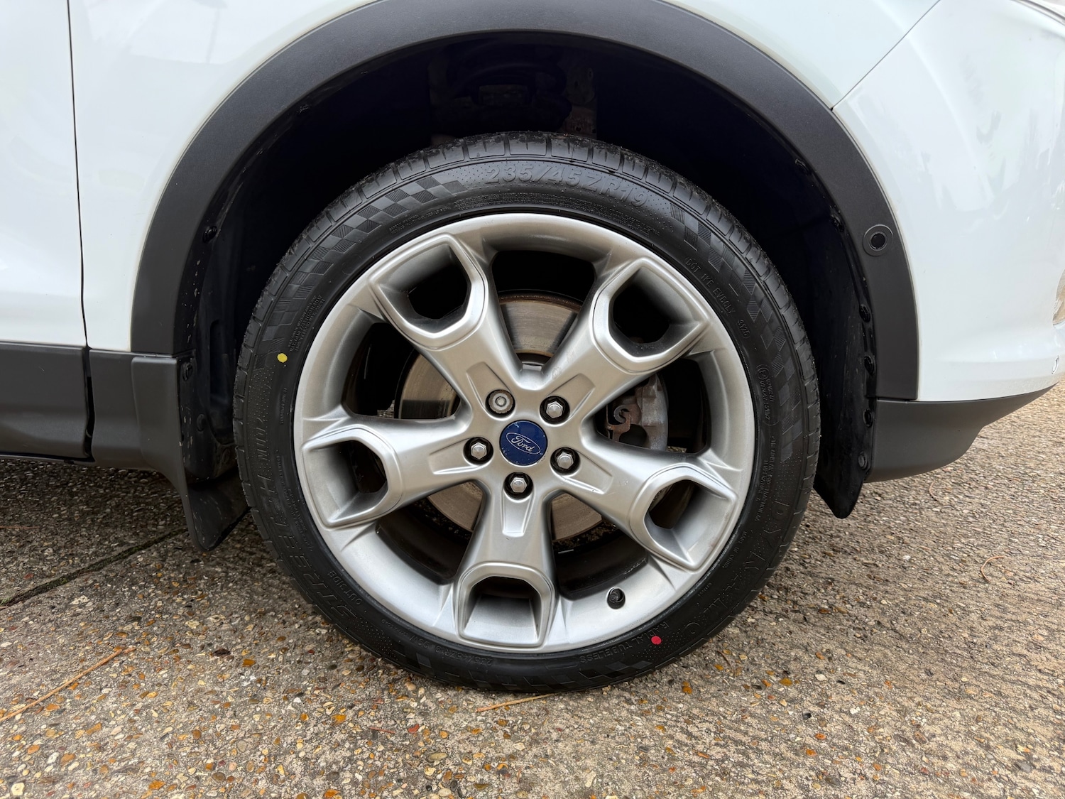 Used Ford Kuga 2015 for sale - 76958617: Photo 34